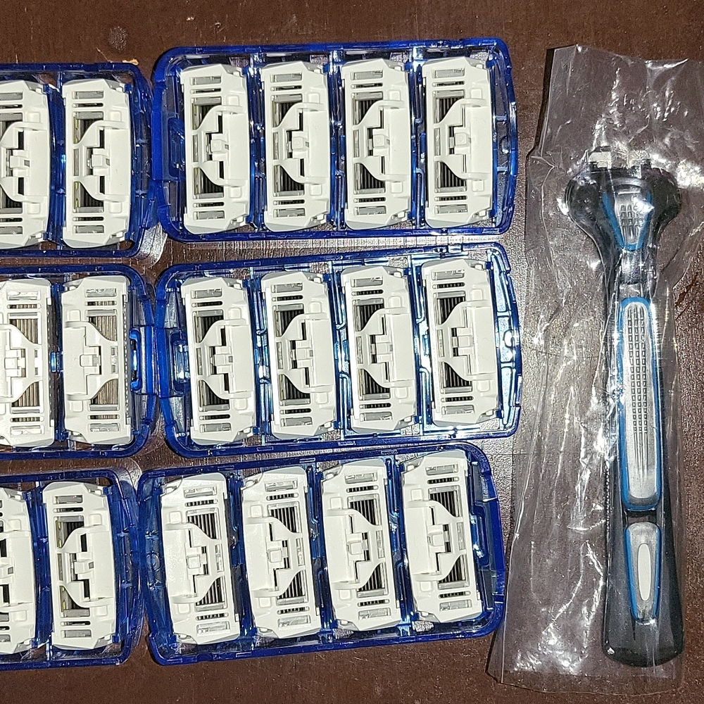 Dollar shave club set